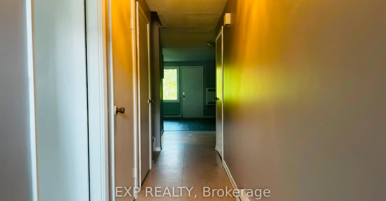 9-1200 Courtland Avenue E, Kitchener, ON, N2C 1K7 - 2
