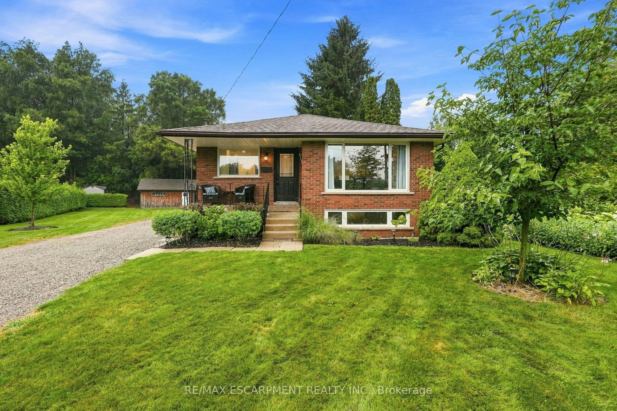 10 Taylor Crescent - 2