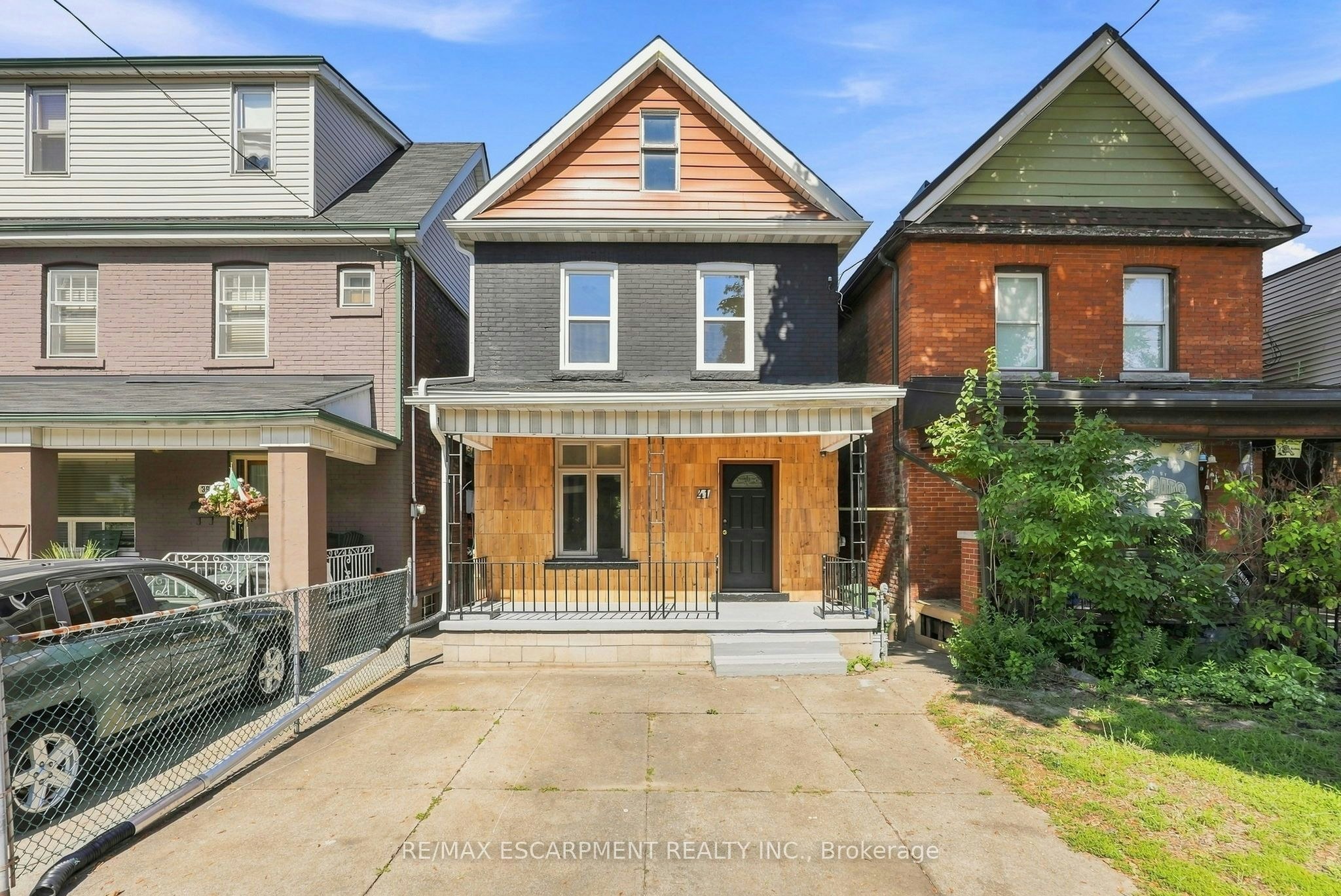41 Barnesdale Avenue N - 2