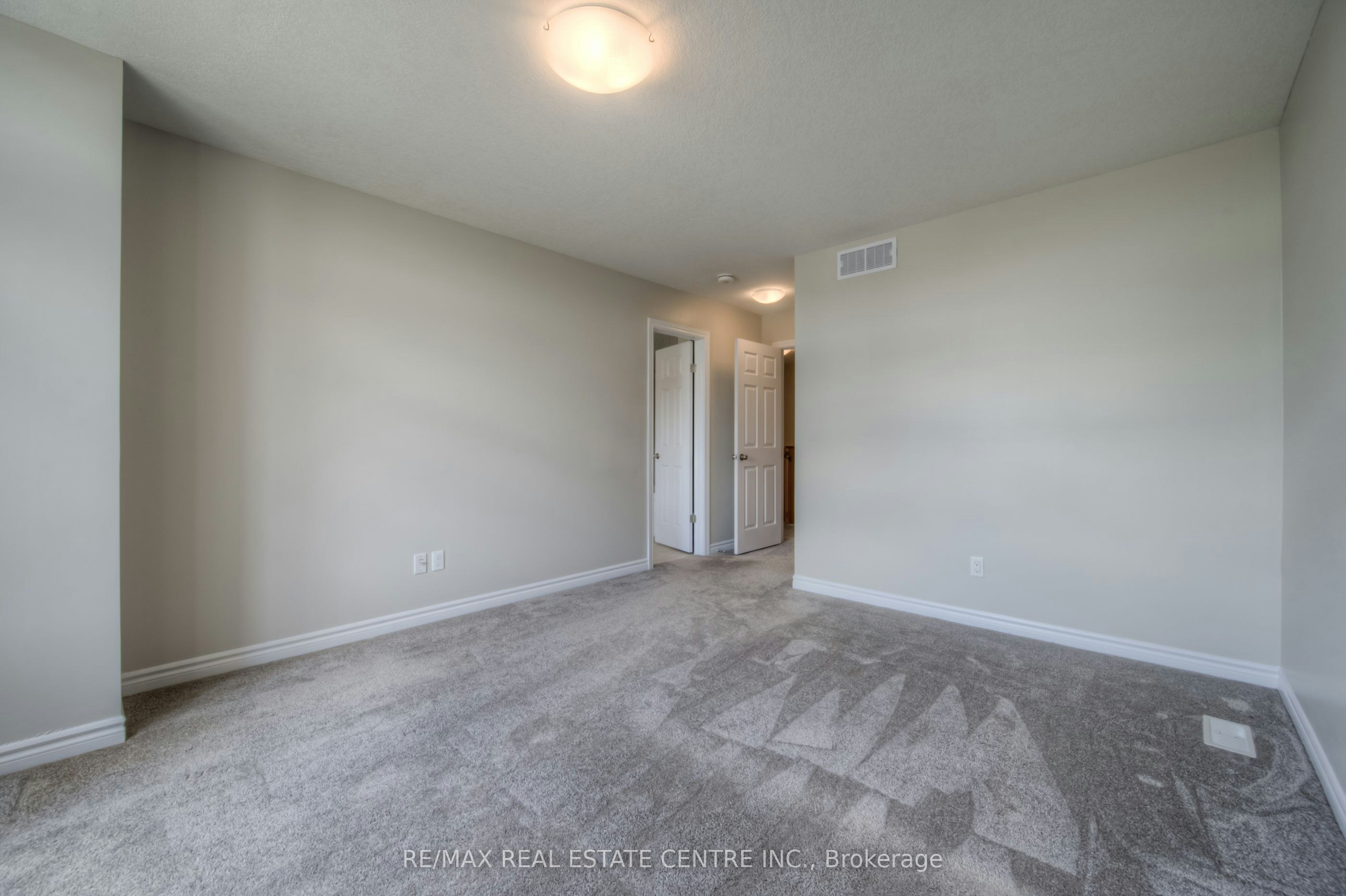 309 Bradshaw Drive, Stratford, ON, N5A 0K2 - 15