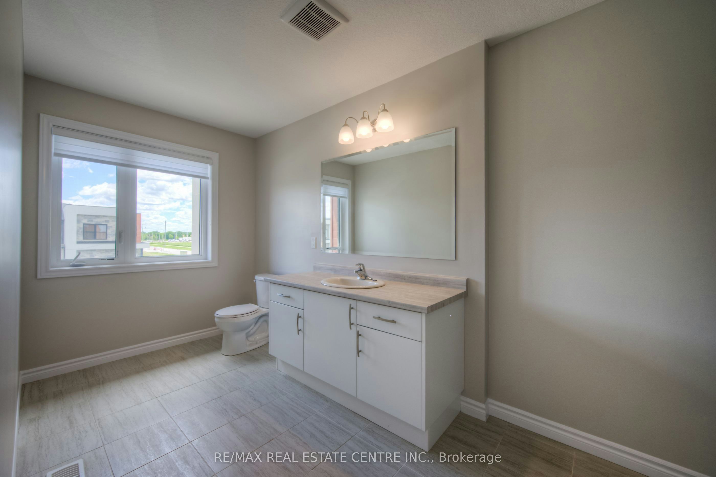 309 Bradshaw Drive, Stratford, ON, N5A 0K2 - 16