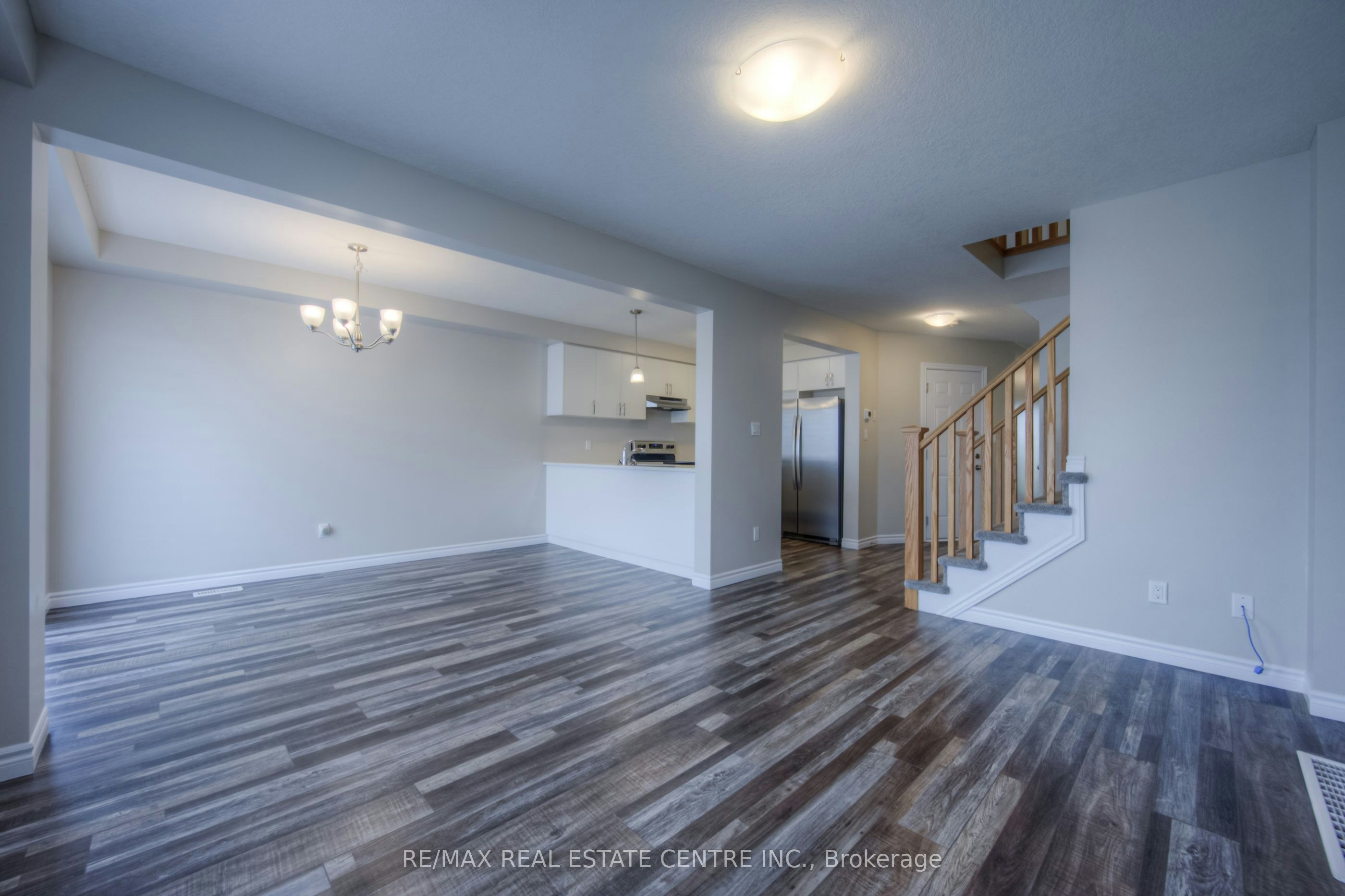 309 Bradshaw Drive, Stratford, ON, N5A 0K2 - 4