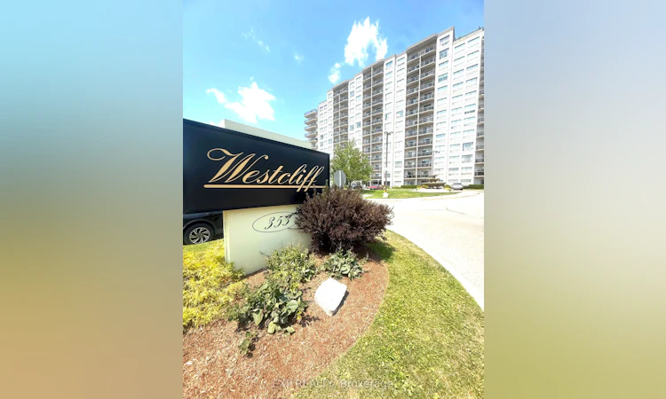 304-353 Commissioners Road W