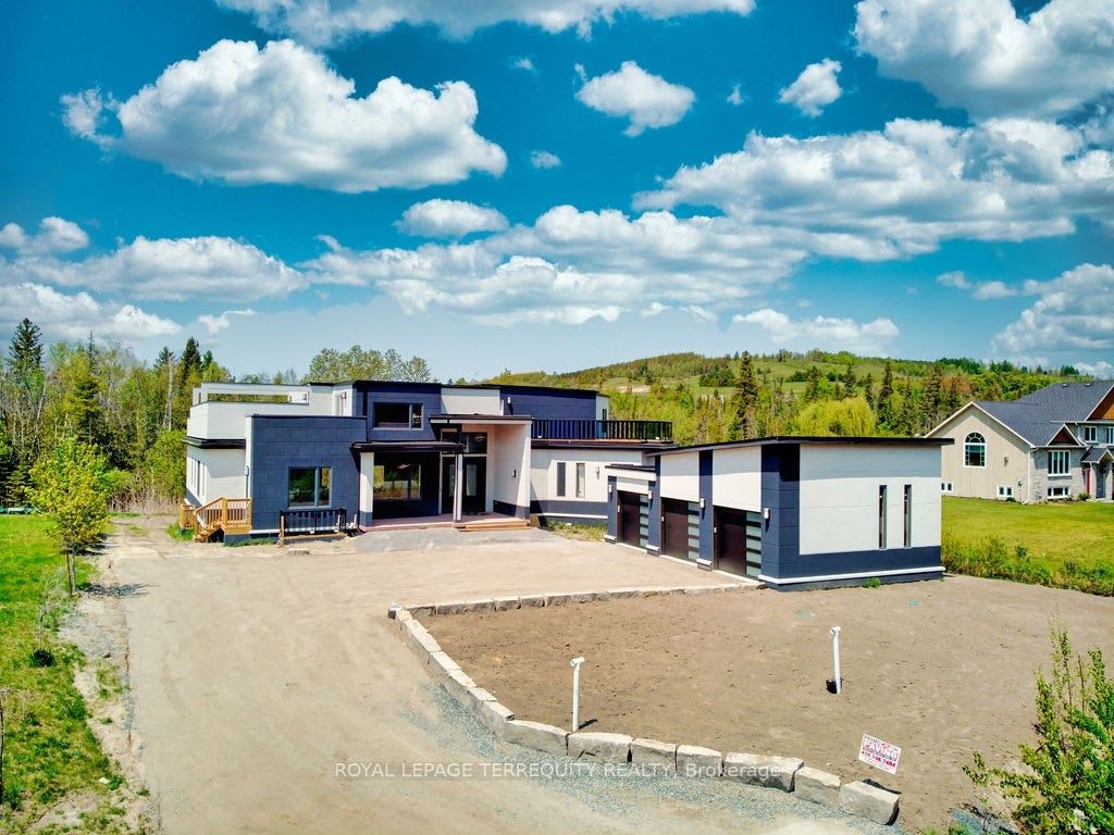 9 Rustlewood Avenue, Kawartha Lakes, ON, L0A 1A0