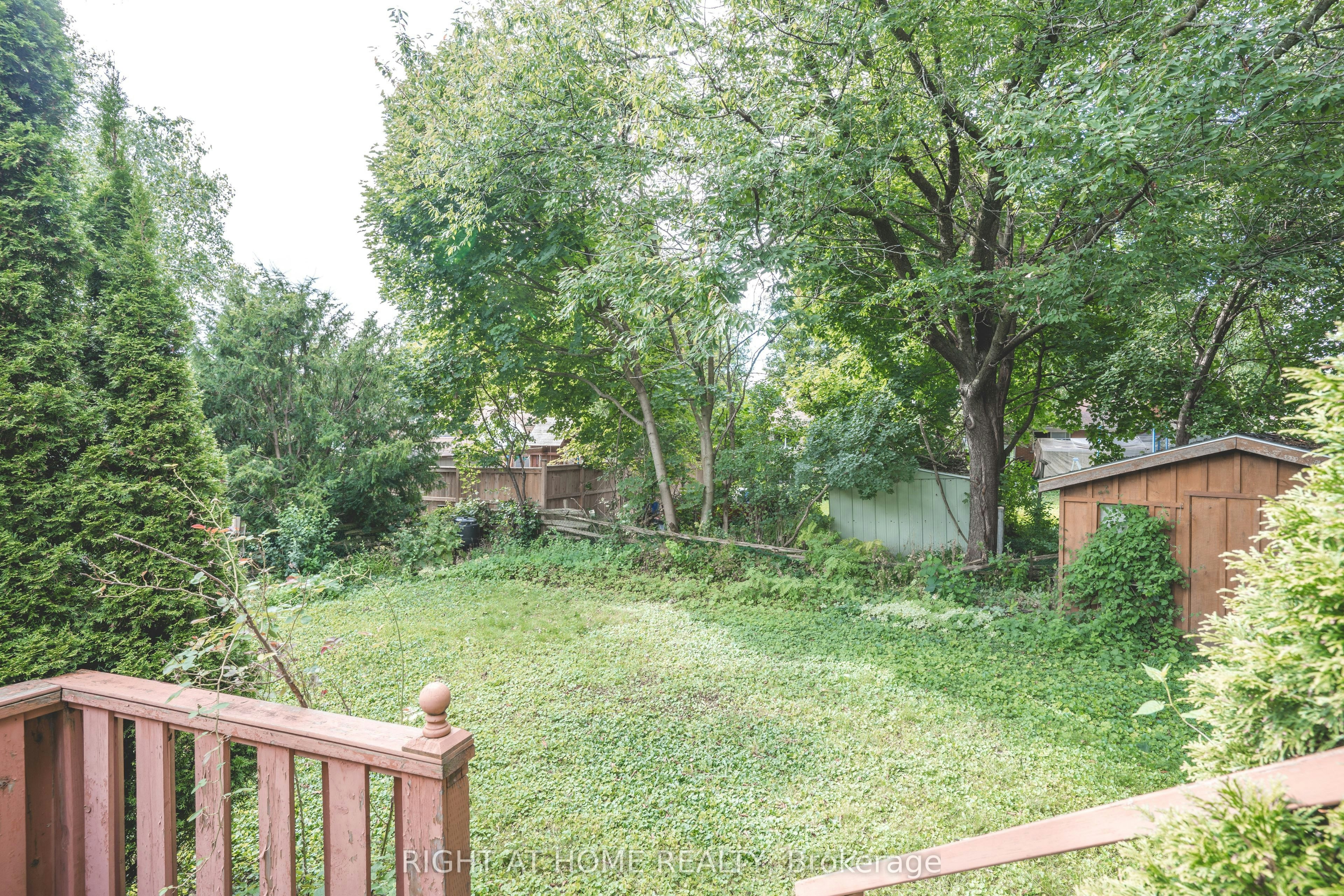 Upper-695 Glen Forrest Boulevard, Waterloo, ON, N2L 4K7 - 21