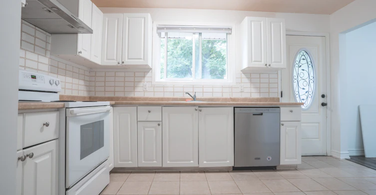 Upper-695 Glen Forrest Boulevard, Waterloo, ON, N2L 4K7 - 9