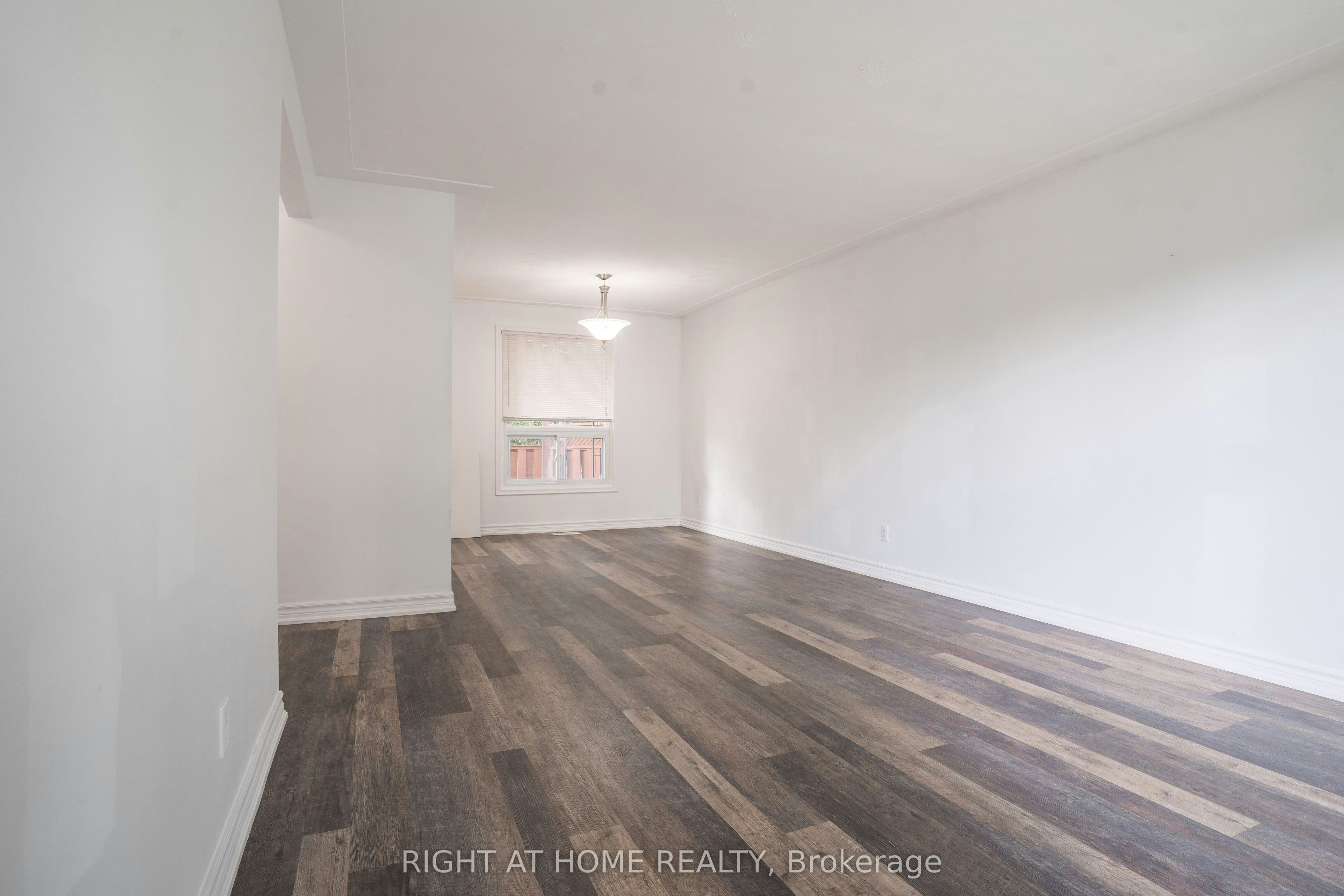 Upper-695 Glen Forrest Boulevard, Waterloo, ON, N2L 4K7 - 6