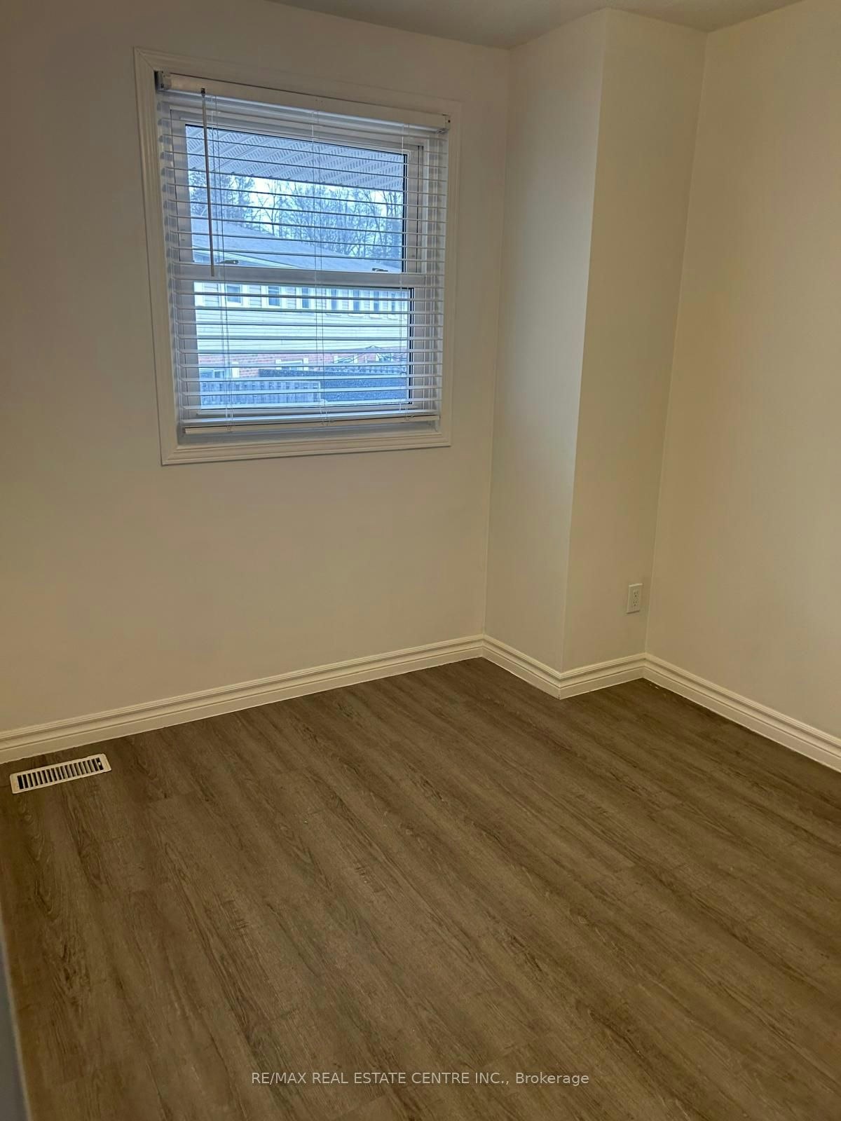 3-420 Pioneer Drive, Kitchener, ON, N2P 1H6 - 10