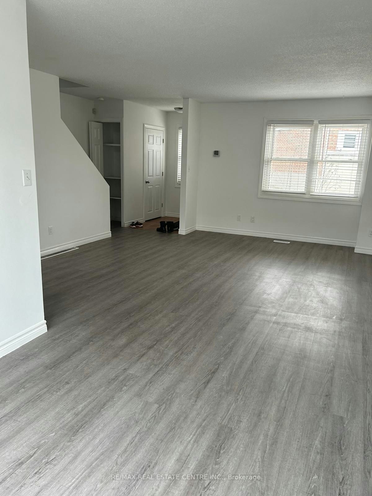 3-420 Pioneer Drive, Kitchener, ON, N2P 1H6 - 7