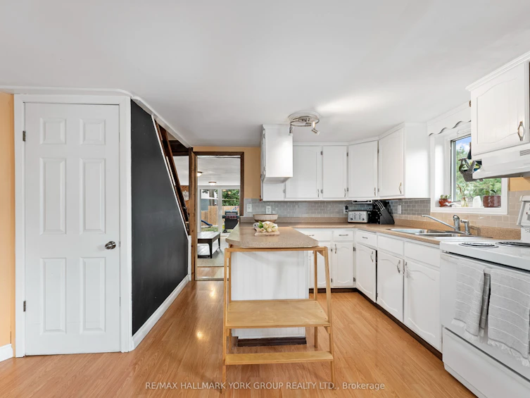 6 Mitchellview Road, Kawartha Lakes, ON, K0M 2B0 - 8