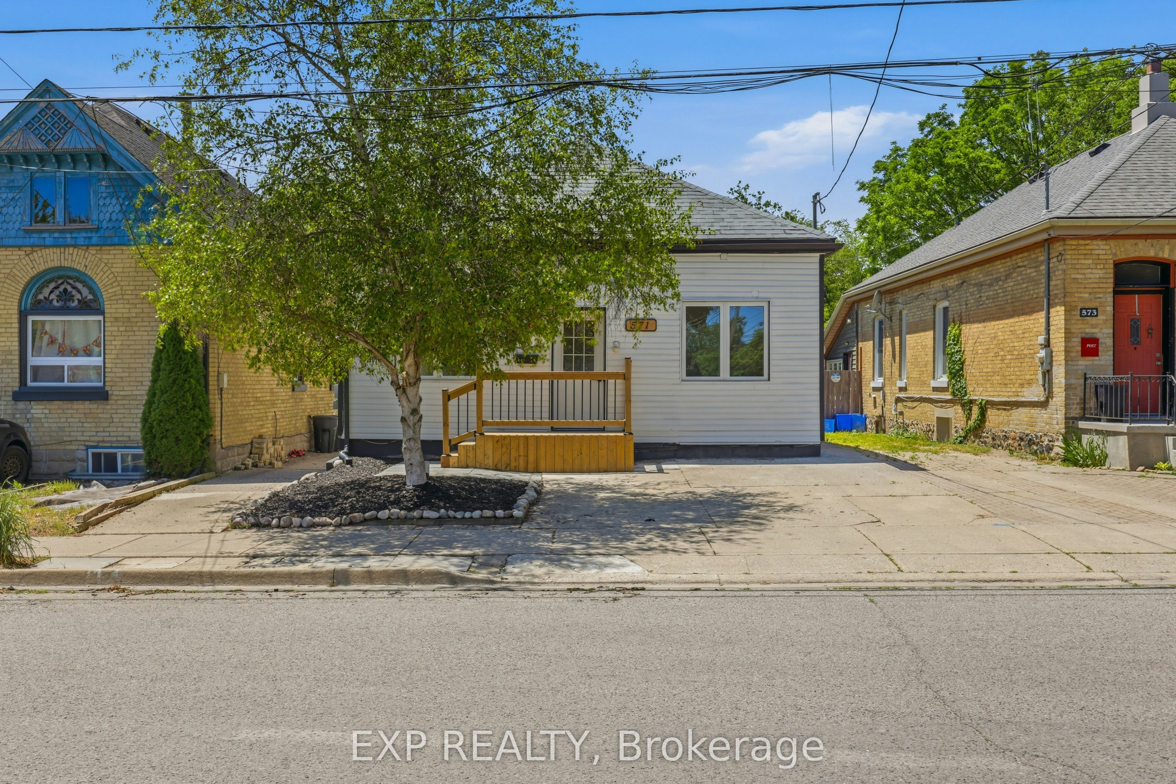 571 Elizabeth Street, London, ON, N5W 3S5
