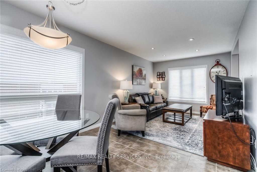 317 Briarmeadow Drive, Kitchener, ON, N2A 4L1 - 8