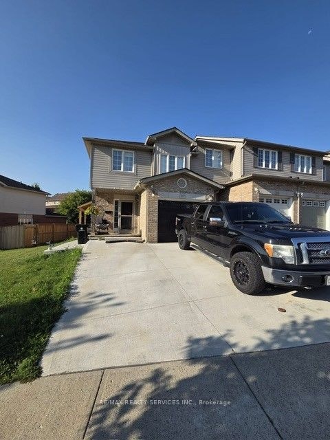 317 Briarmeadow Drive, Kitchener, ON, N2A 4L1 - 2