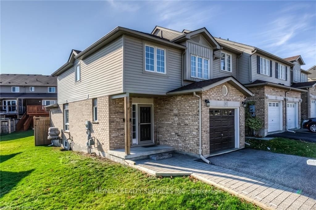 317 Briarmeadow Drive, Kitchener, ON, N2A 4L1