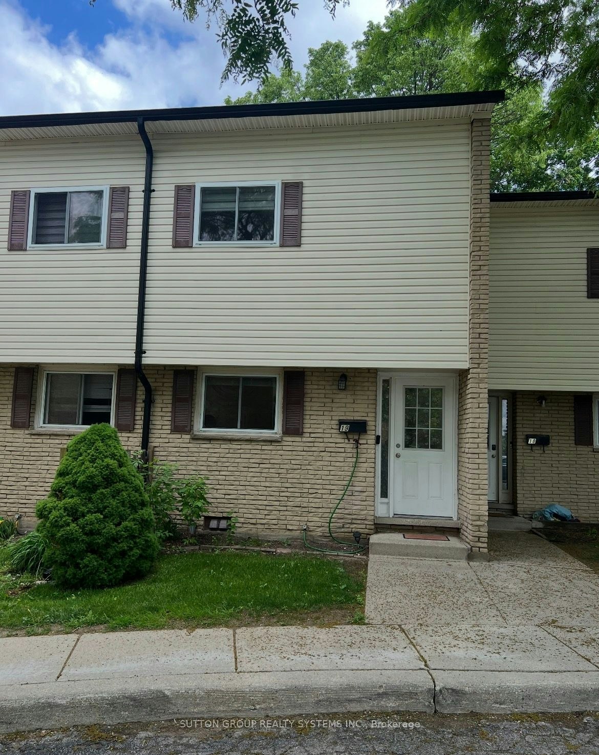19-211 Veronica Drive, Kitchener, ON, N2A 2R8 - 11