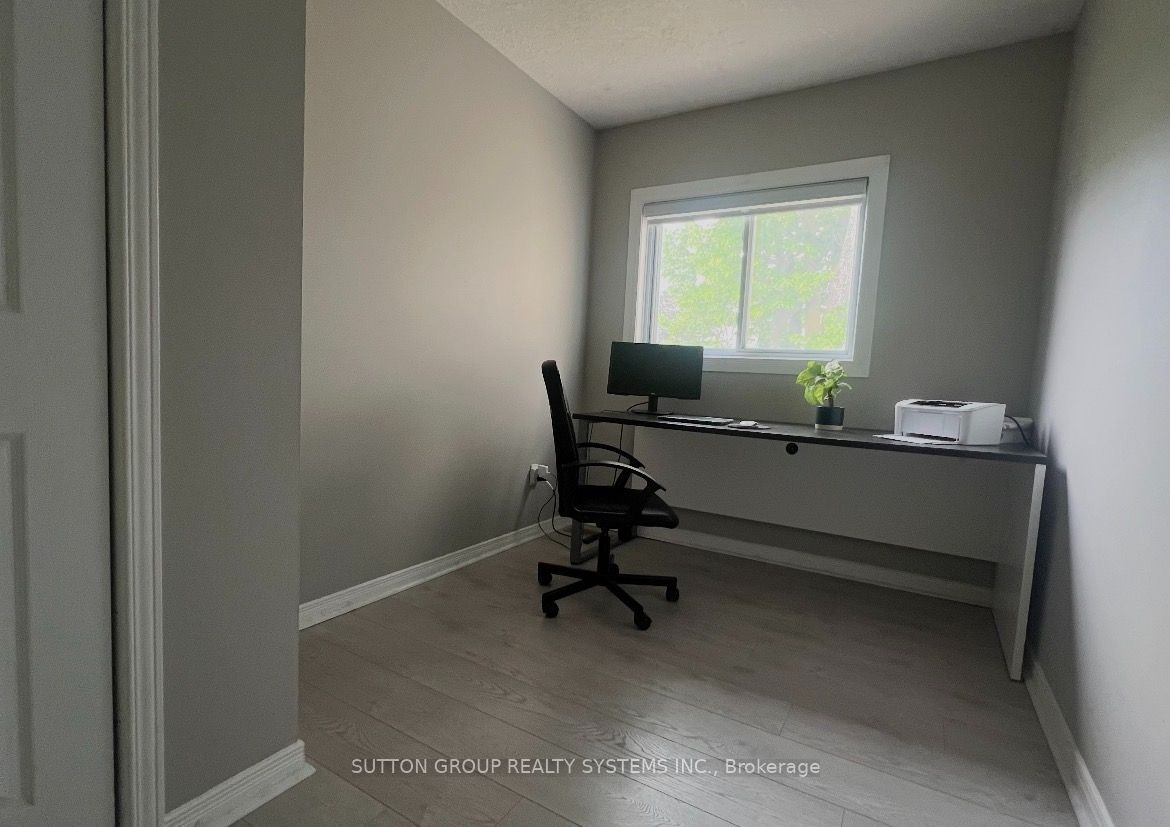 19-211 Veronica Drive, Kitchener, ON, N2A 2R8 - 22