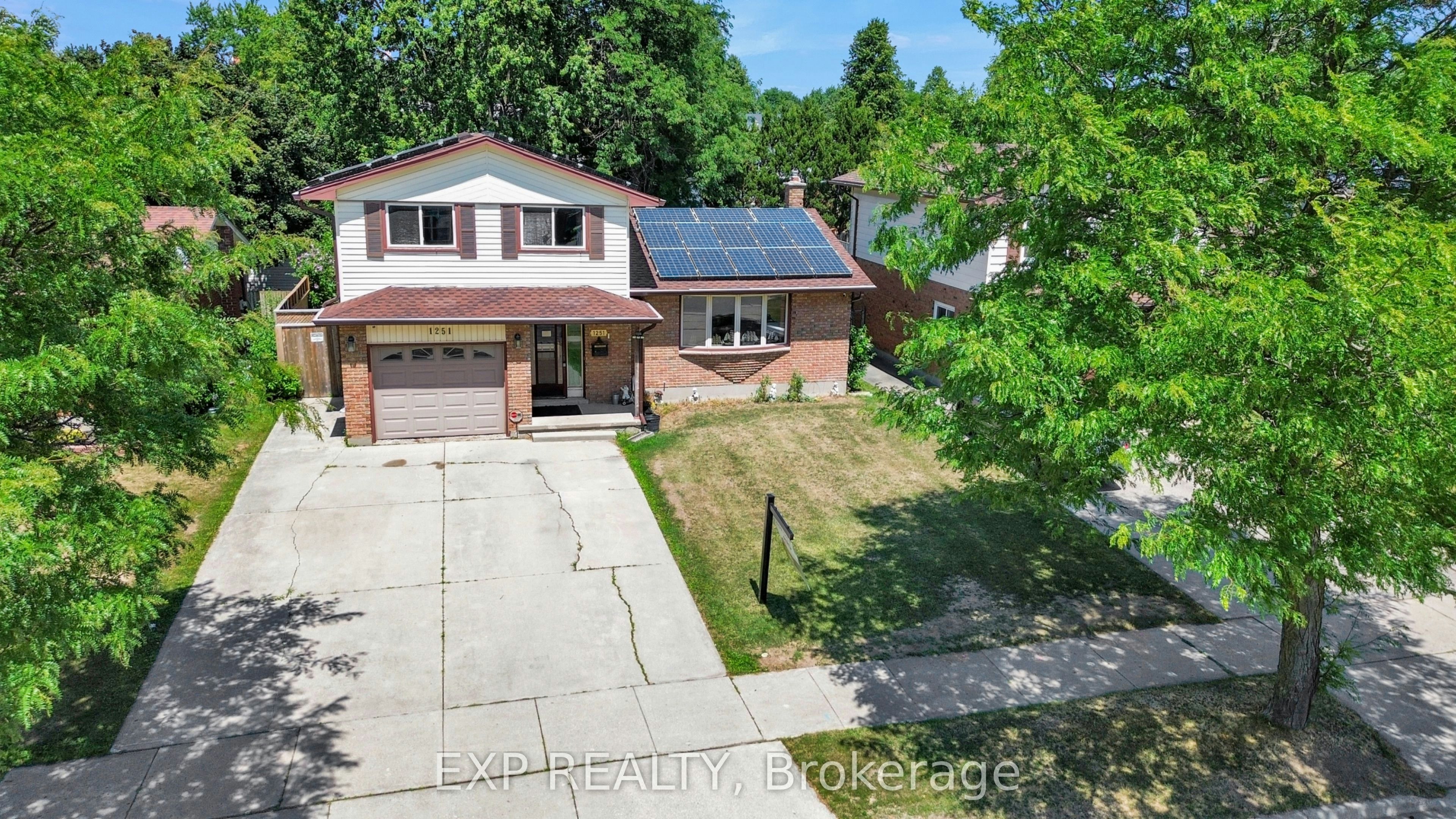 1251 Jalna Boulevard, London, ON, N6E 2A8