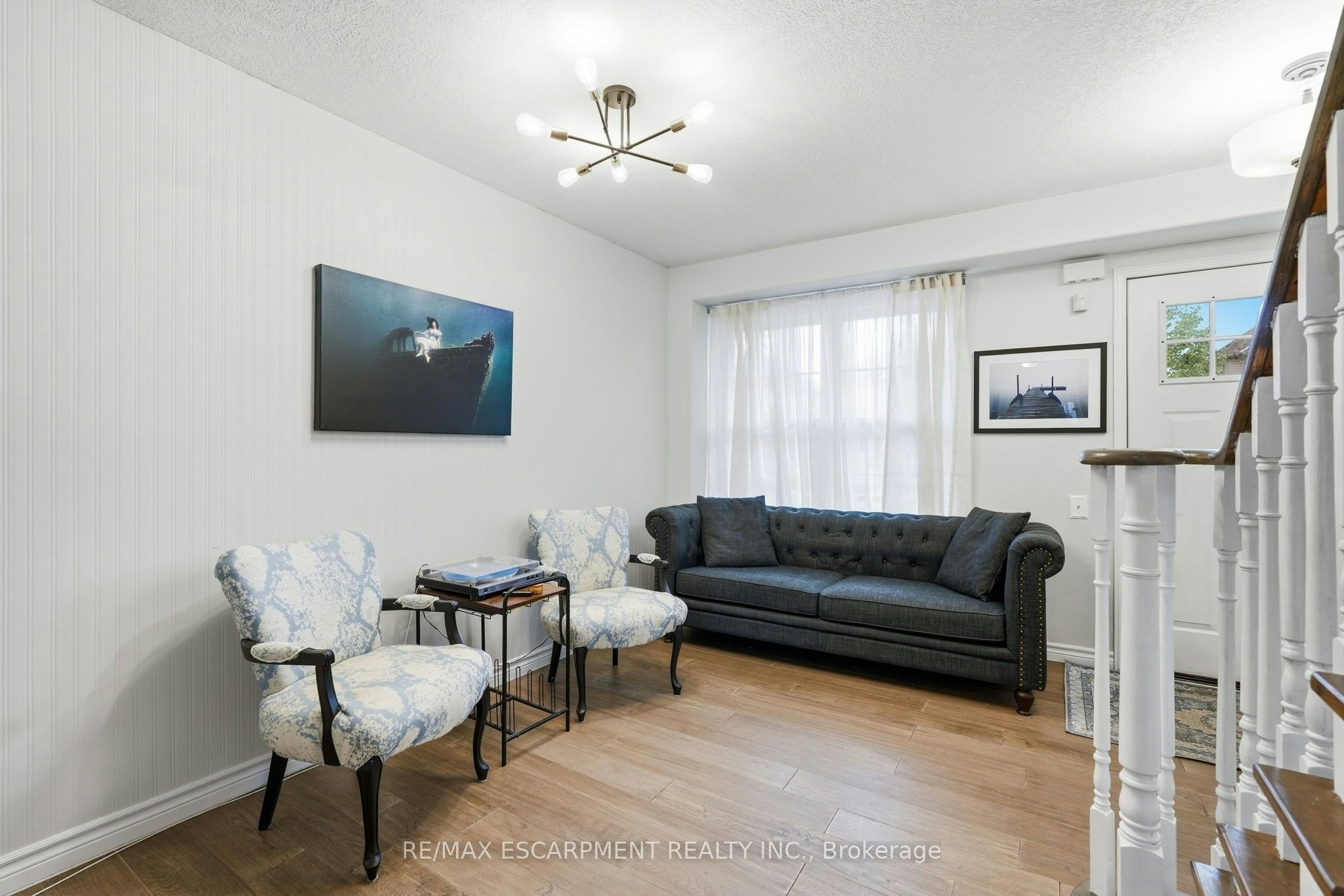 141 Cleghorn Drive - 4