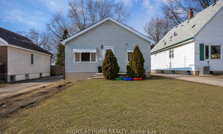 151 Hale Street