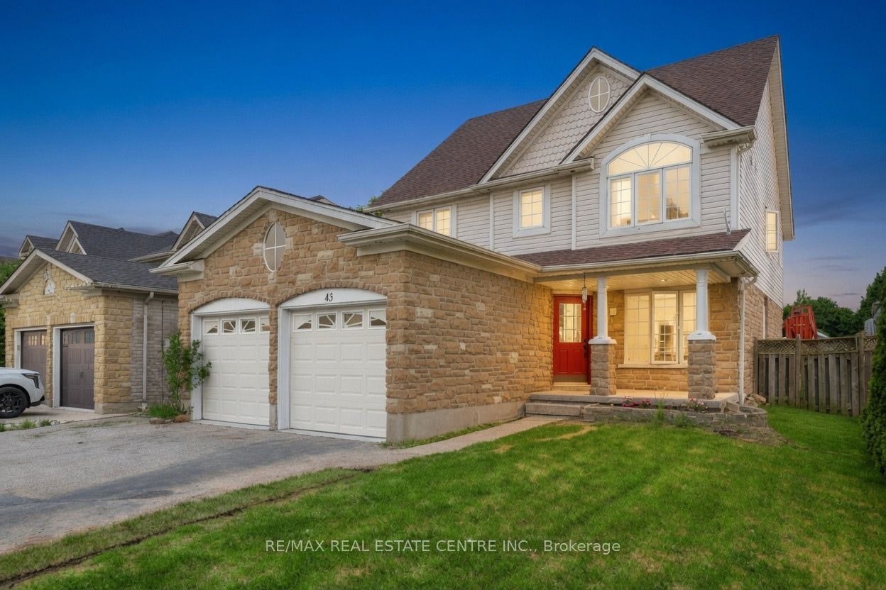 43 Decaro Crescent, Cambridge, ON, N3C 4N1