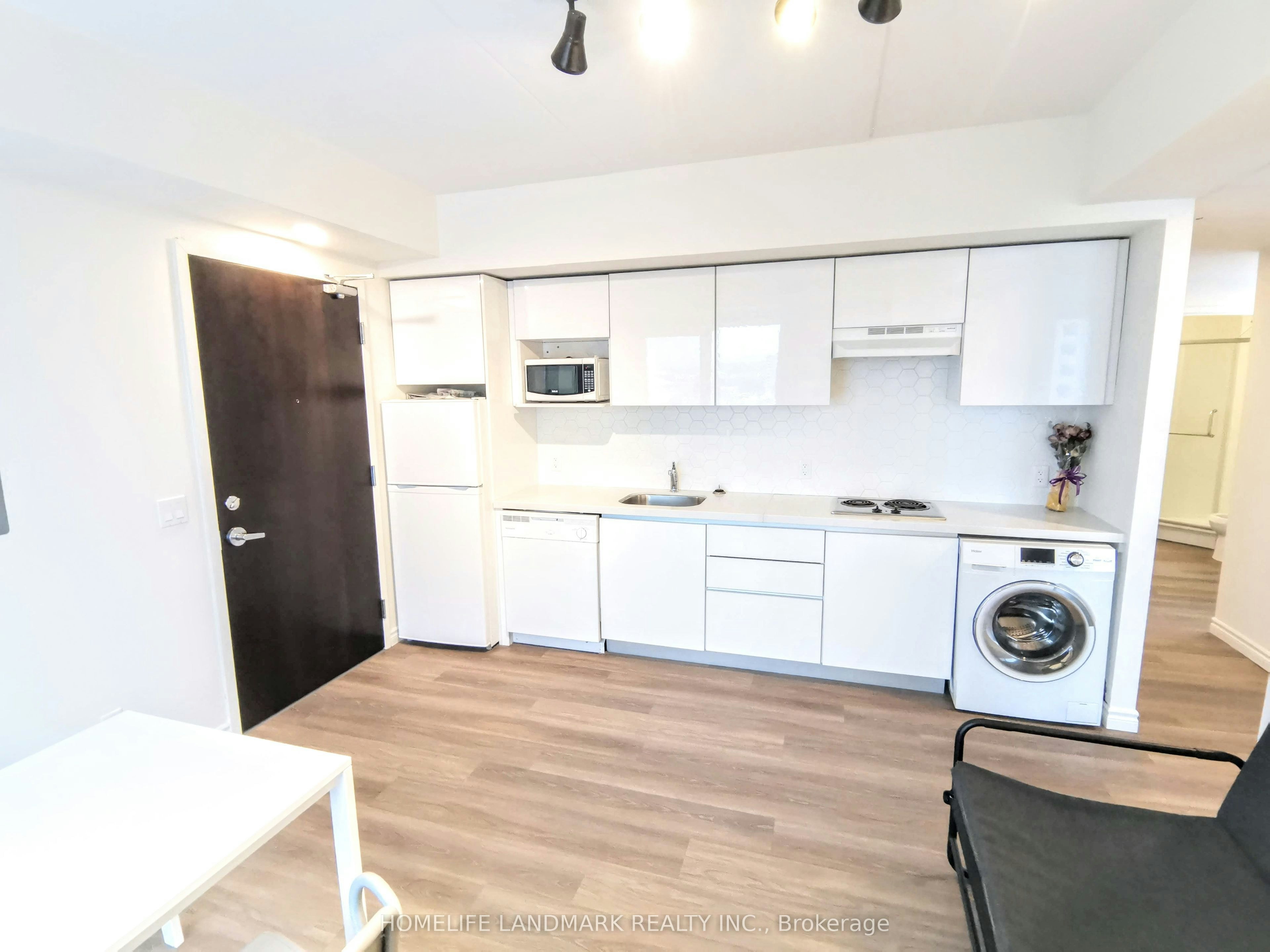 711-268 Lester Street, Waterloo, ON, N2L 0J7 - 3
