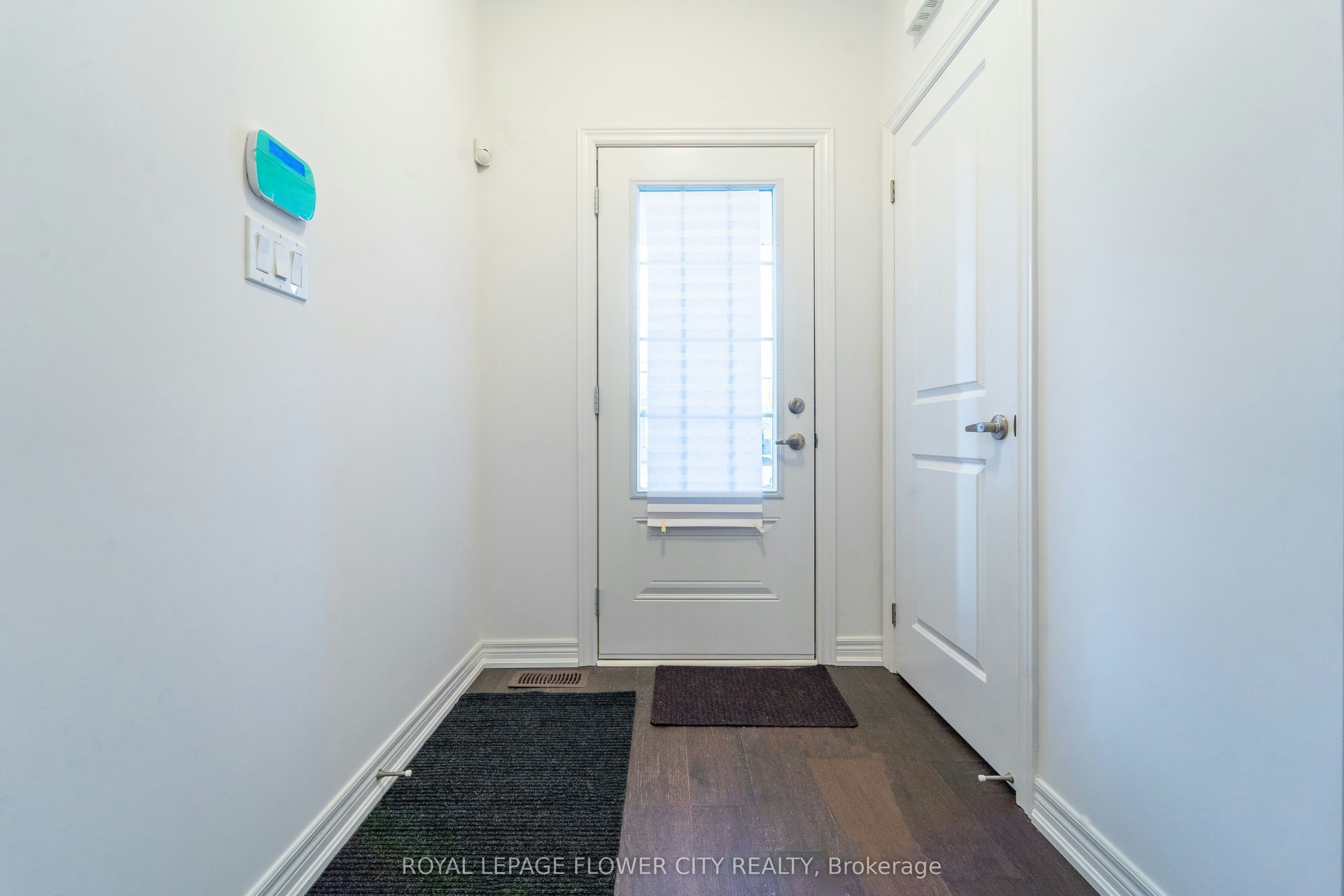 413 16th Street E, Hamilton, ON, L9A 4K4 - 3