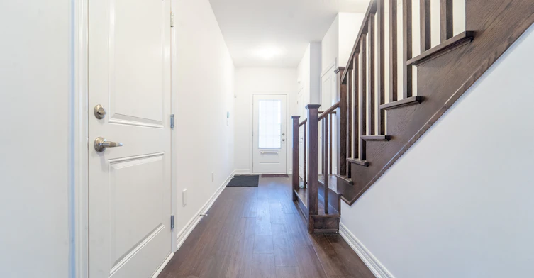 413 16th Street E, Hamilton, ON, L9A 4K4 - 4