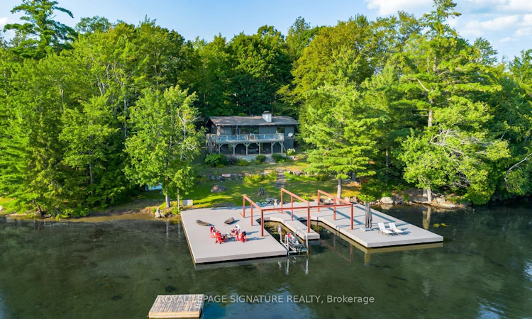 1216 Hamills Point Road