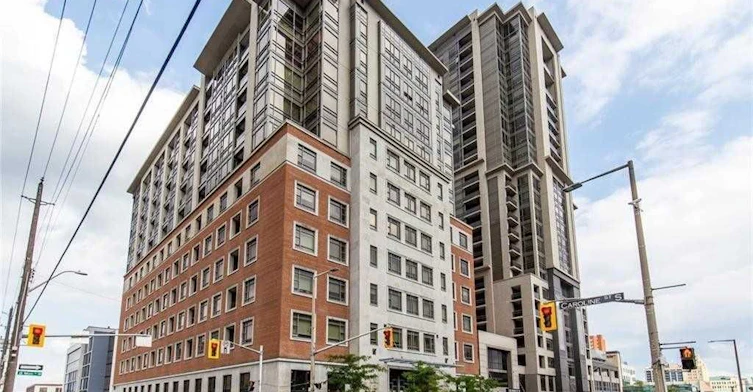413-150 Main Street W, Hamilton, ON, L8P 1H8