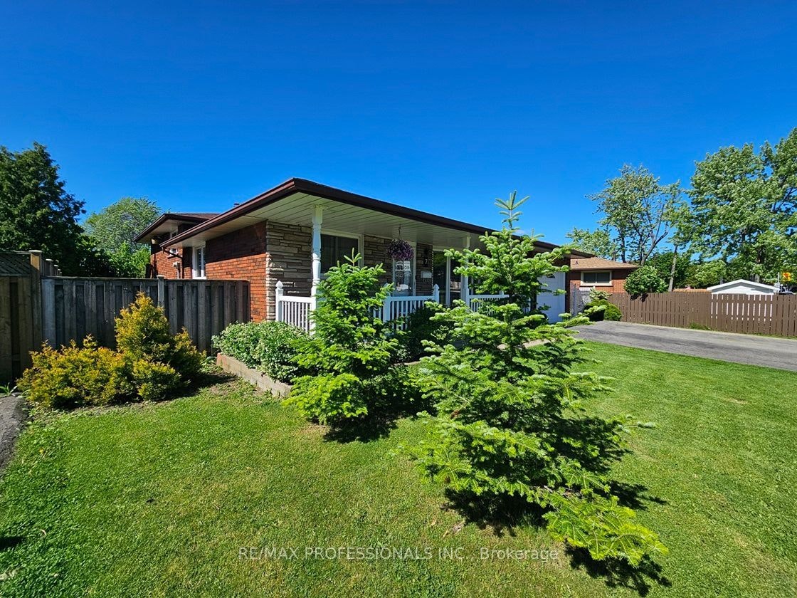7 Berko Avenue, Hamilton, ON, L8V 2P8
