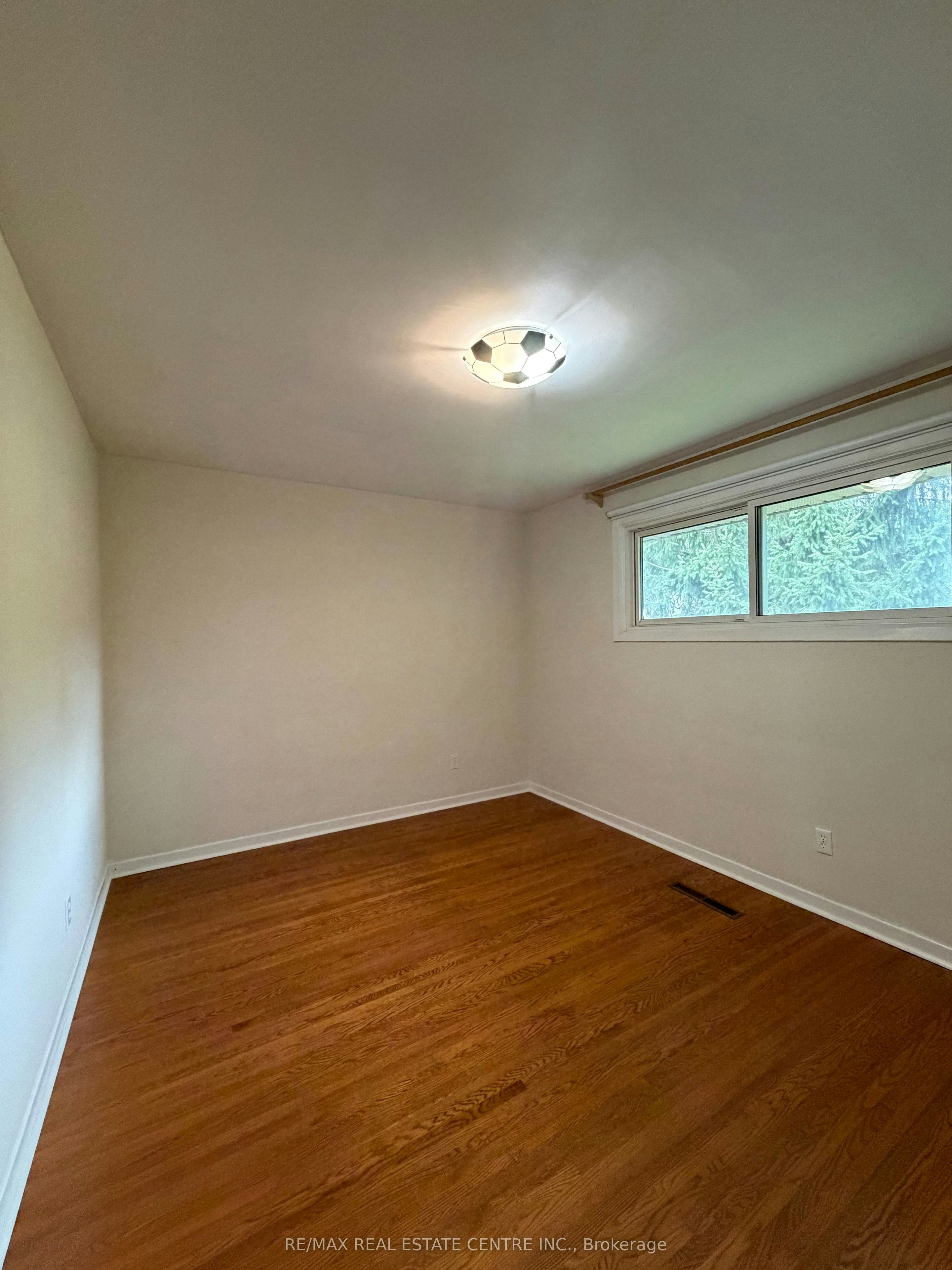 10 Miami Drive, Hamilton, ON, L9C 2K3 - 14