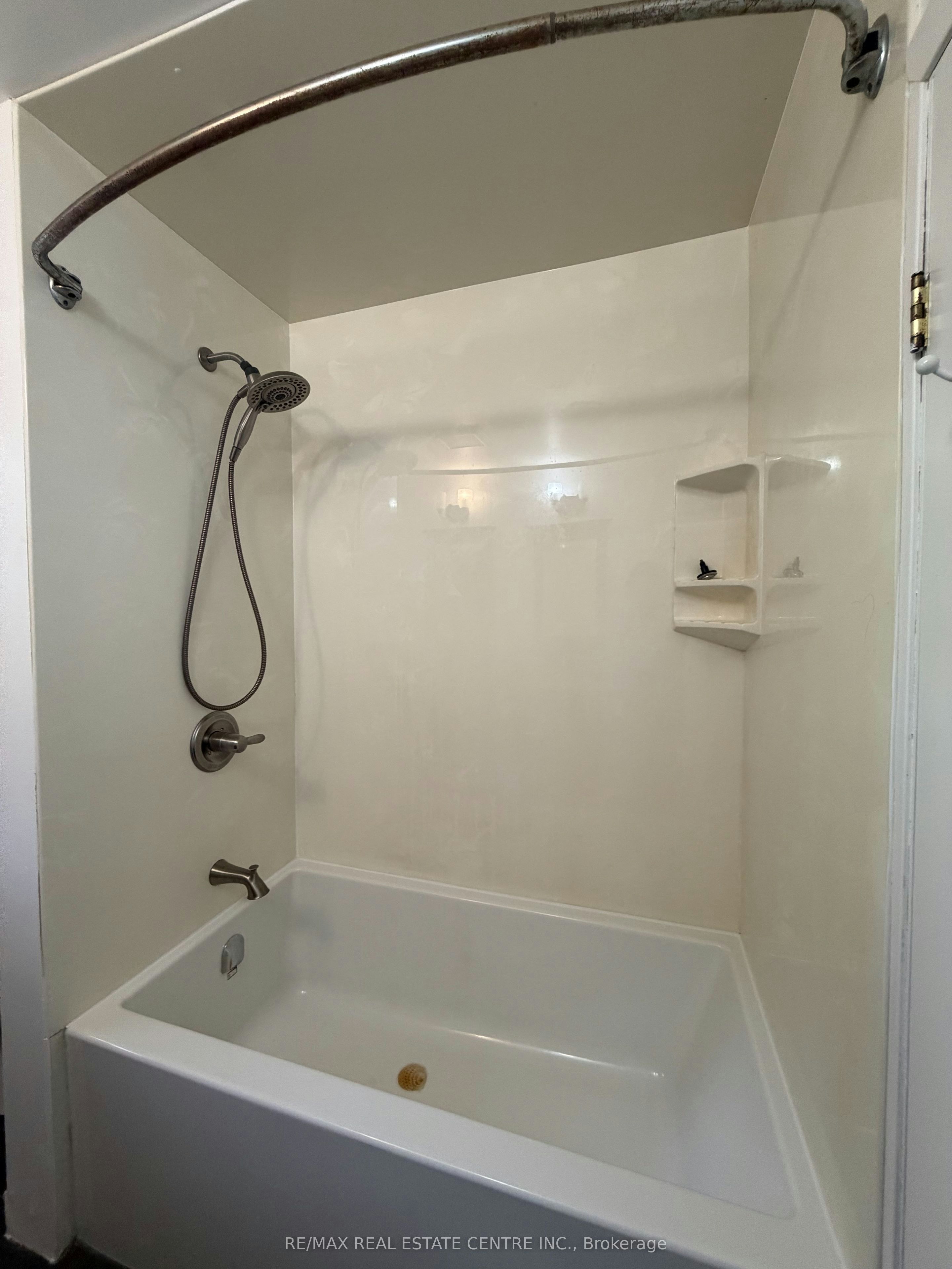 10 Miami Drive, Hamilton, ON, L9C 2K3 - 10