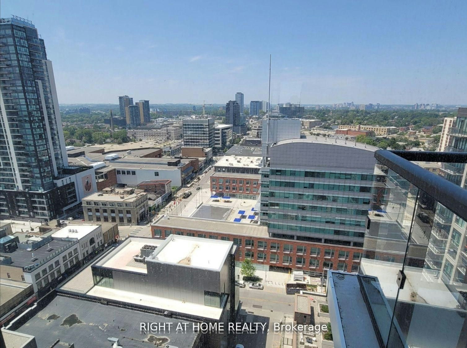 1809-55 55 Duke Street W, Kitchener, ON, N2H 0C9 - 2