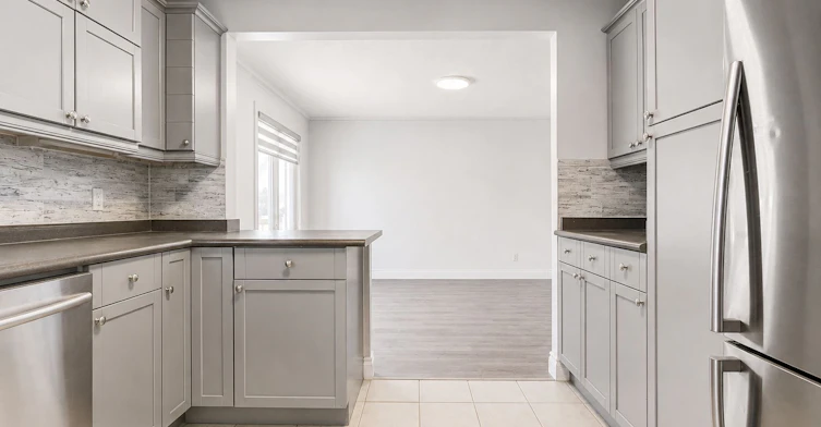 Upper-71 Highpark Avenue, Kitchener, ON, N2C 2C3 - 4