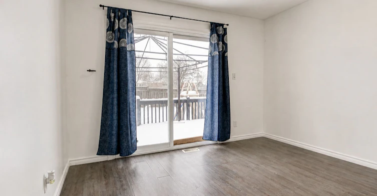 Upper-71 Highpark Avenue, Kitchener, ON, N2C 2C3 - 11