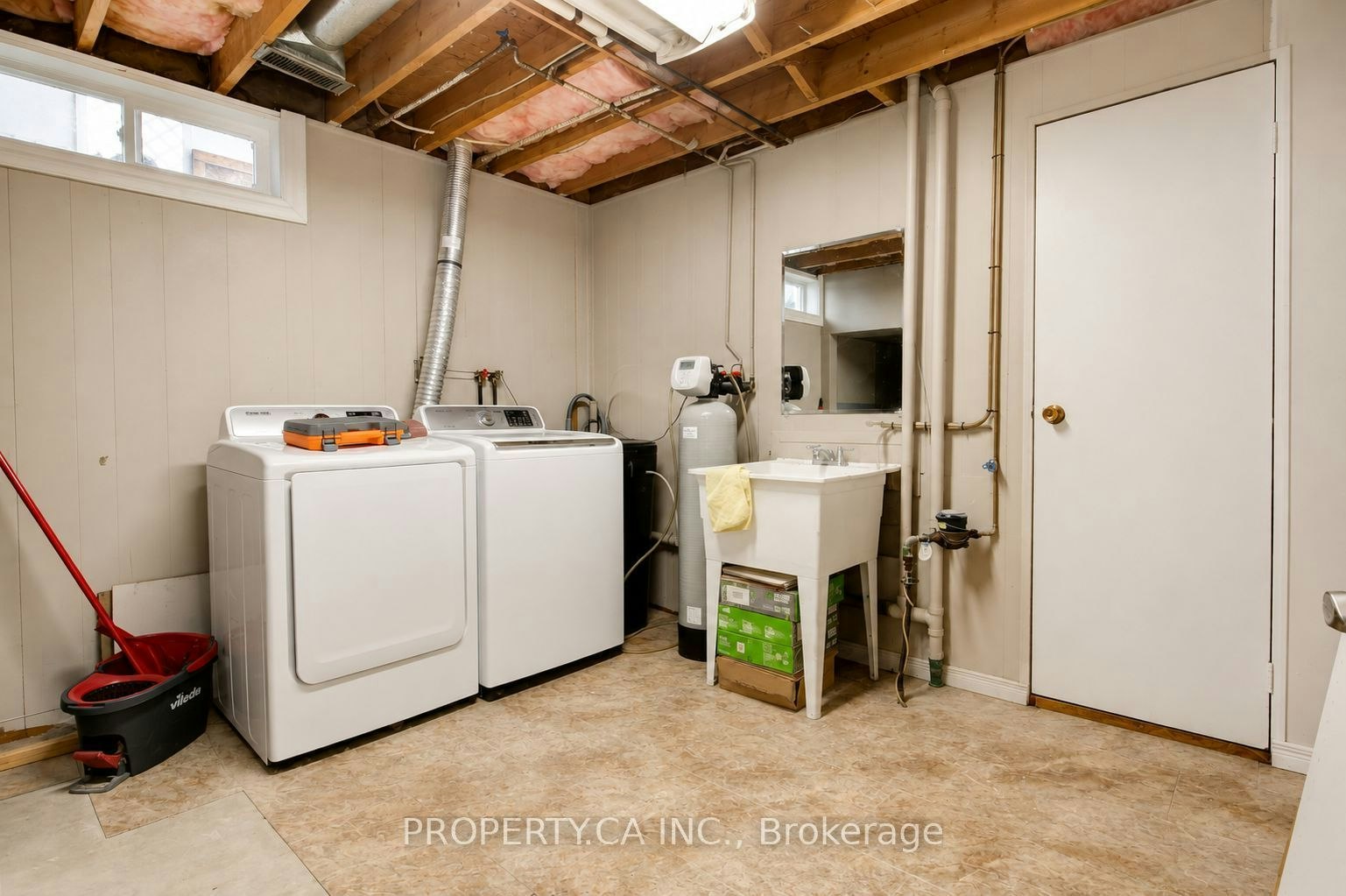 Lower-71 Highpark Avenue, Kitchener, ON, N2C 2C3 - 10