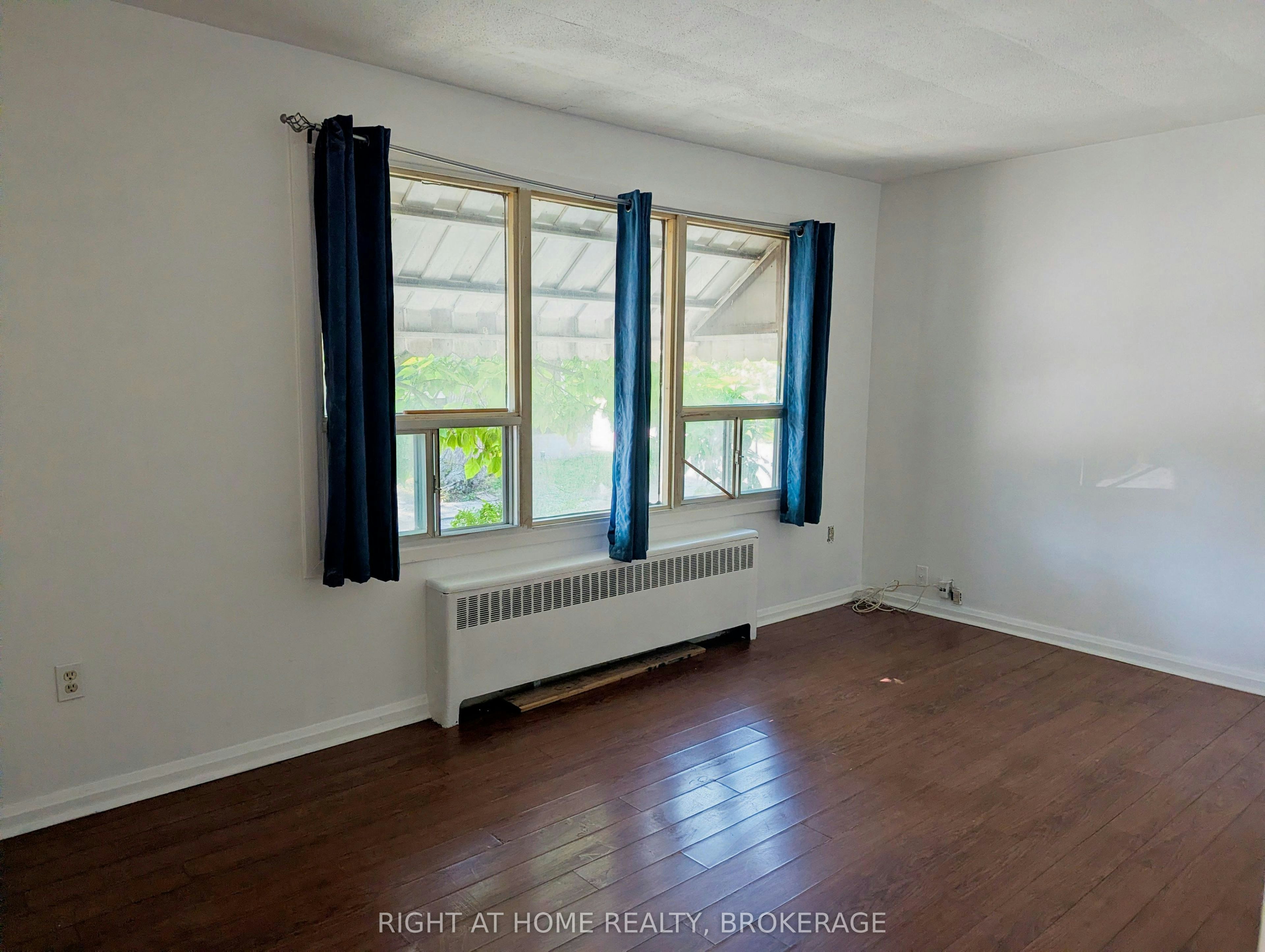 2-60 Richmond Avenue, St. Catharines, ON, L2R 3W7 - 2
