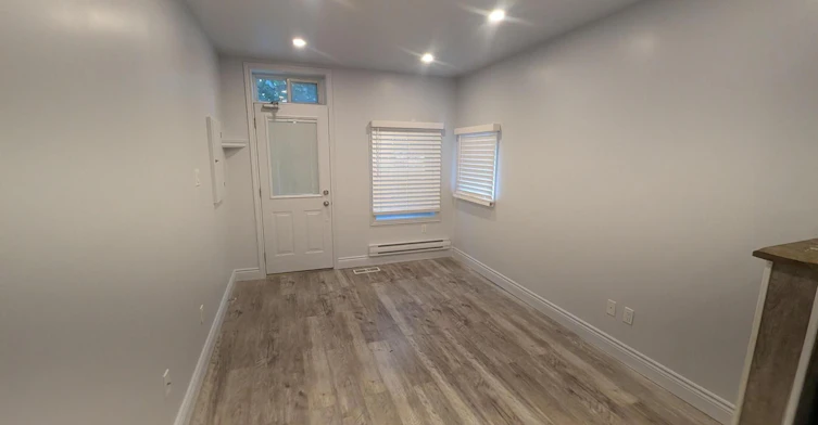 47 West Avenue N, Hamilton, ON, L8L 5C1 - 9