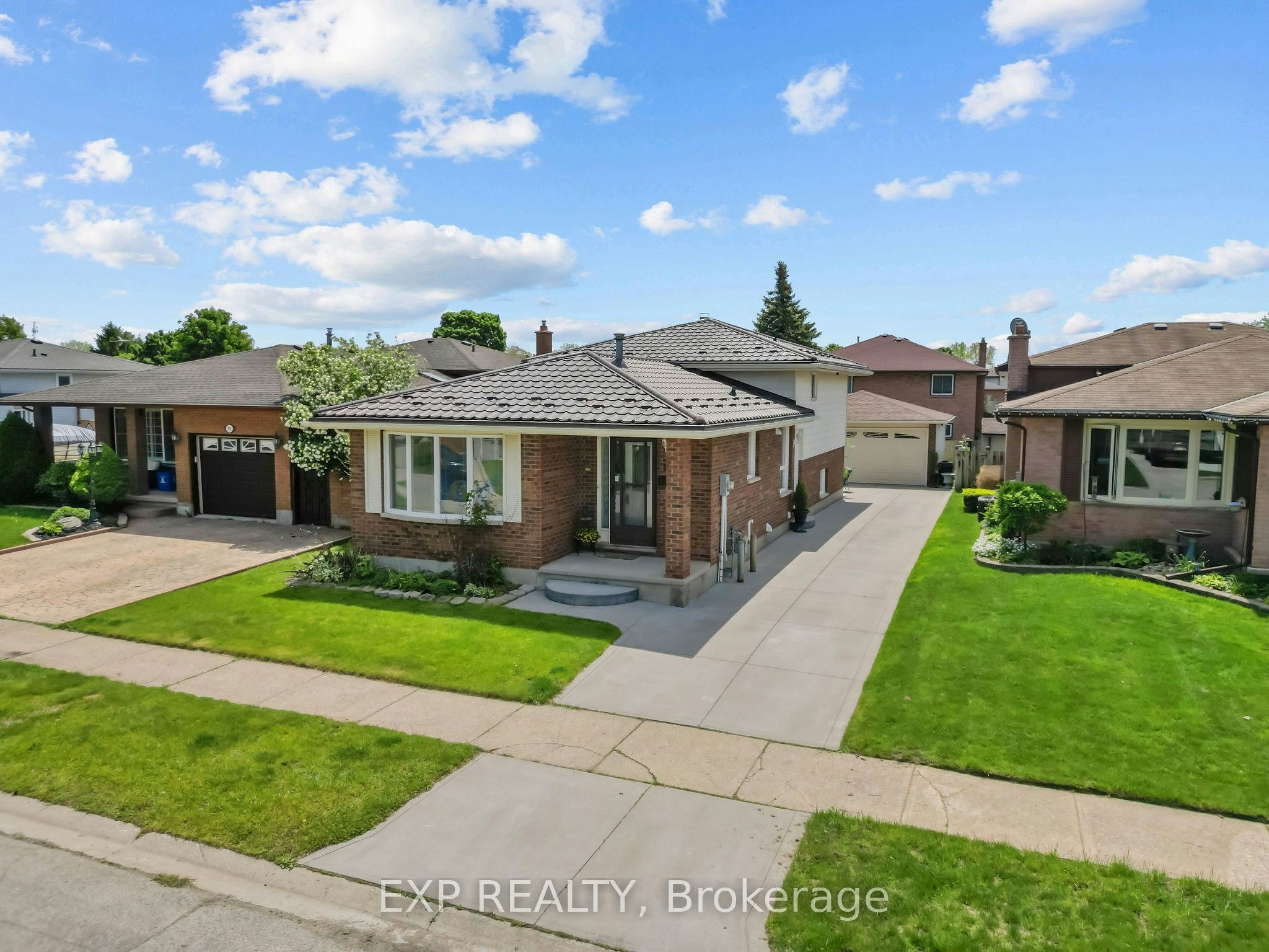 56 Classic Crescent, London, ON, N5W 5T8