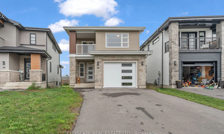 3 Erie Court