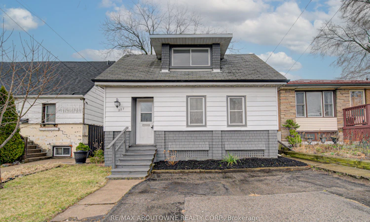 227 East 23rd Street