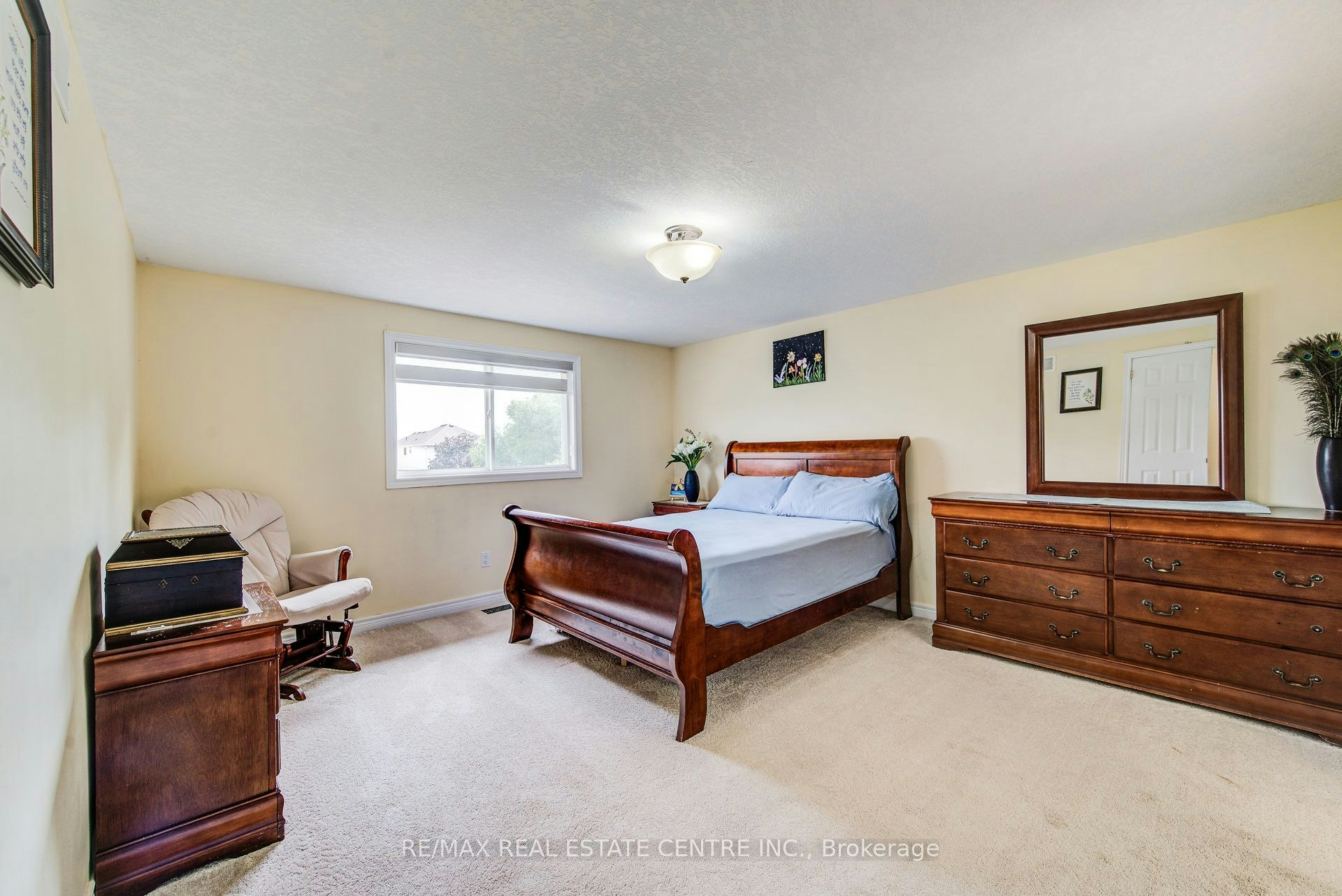 16 Paulstown Crescent, Guelph, ON, N1G 5H7 - 34