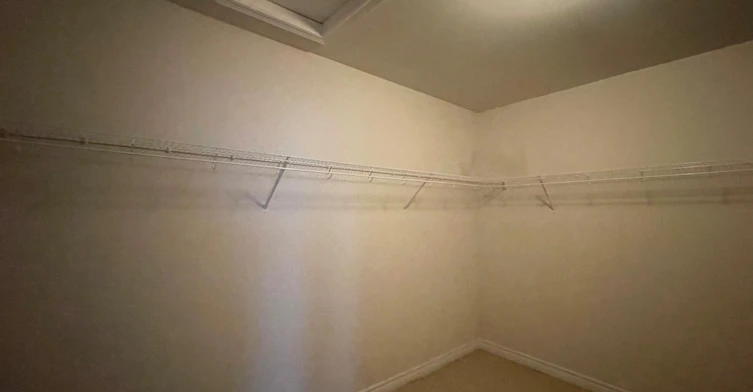 27-8 Lakelawn Road, Grimsby, ON, L3M 0G1 - 3