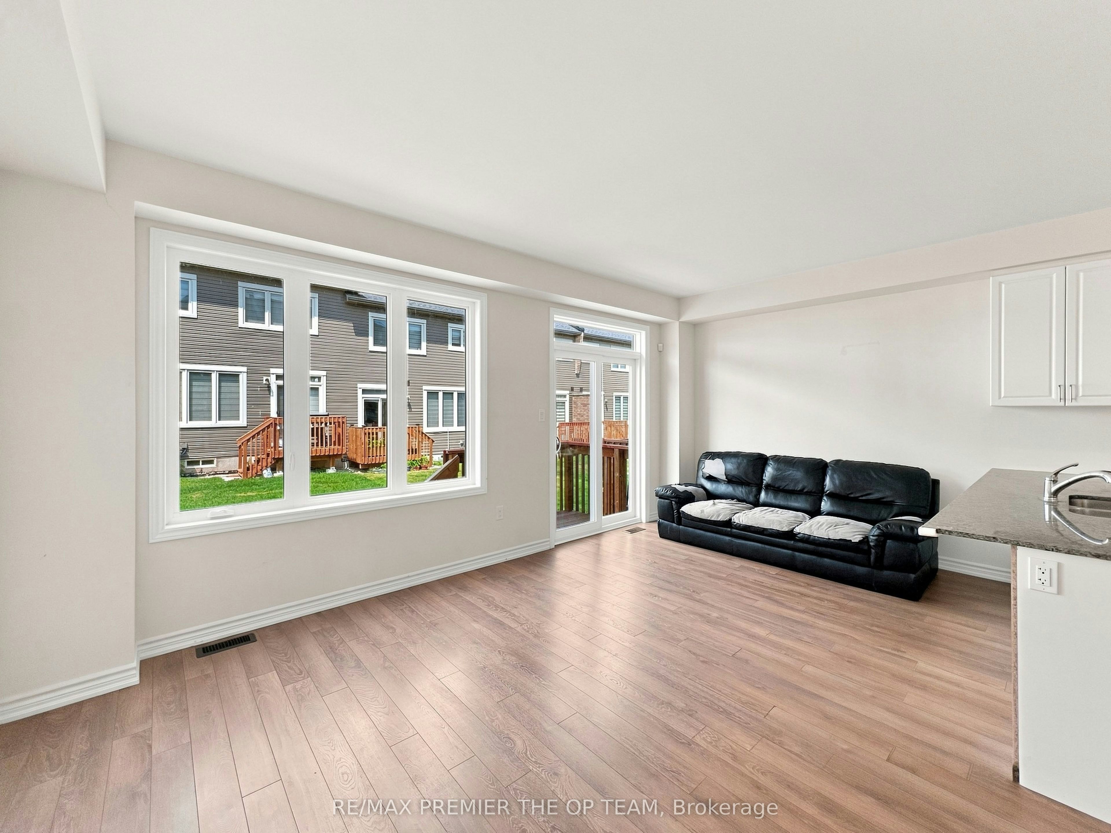 116 Molozzi Street, Erin, ON, N0B 1T0 - 8
