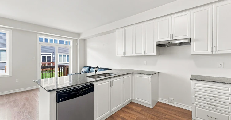 116 Molozzi Street, Erin, ON, N0B 1T0 - 11