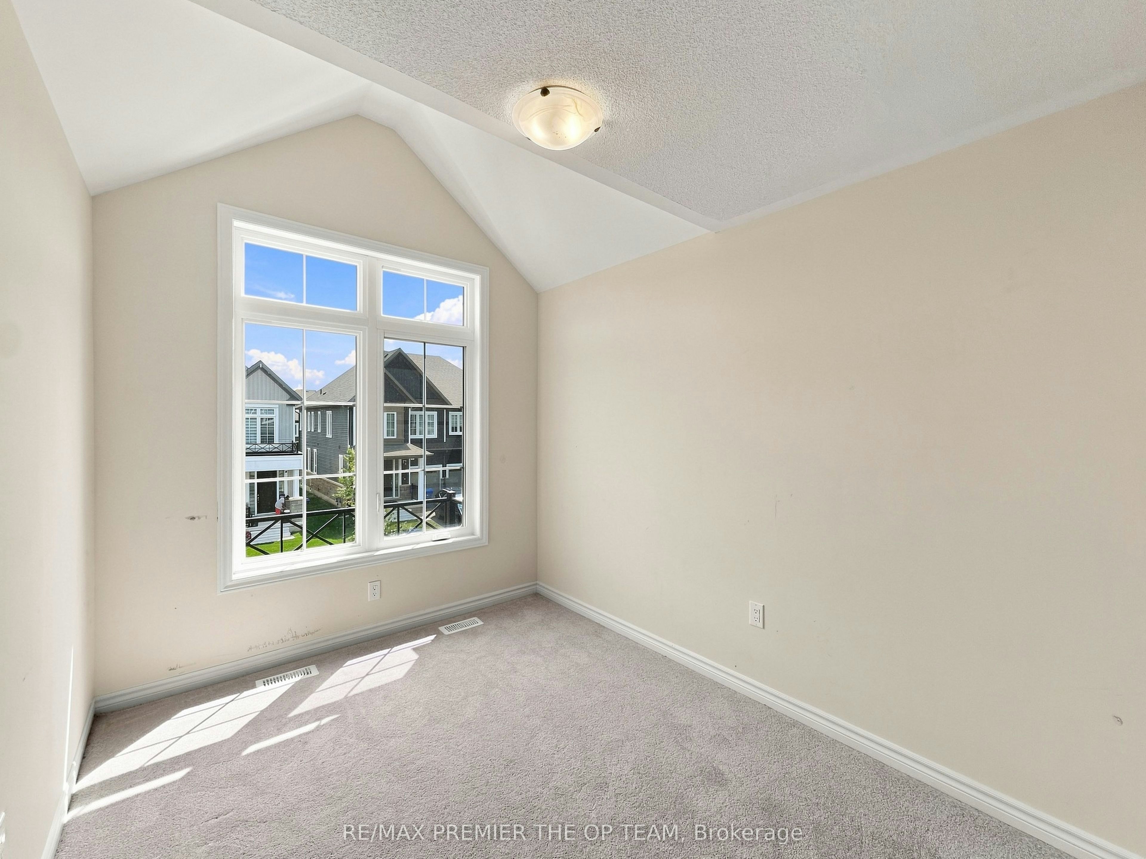 116 Molozzi Street, Erin, ON, N0B 1T0 - 13