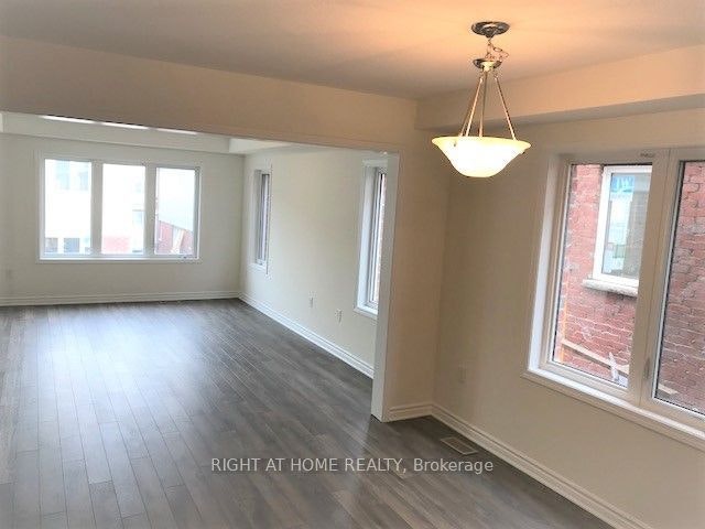 23 (Main)-19 Ridge Road, Cambridge, ON, N3E 0C7 - 2
