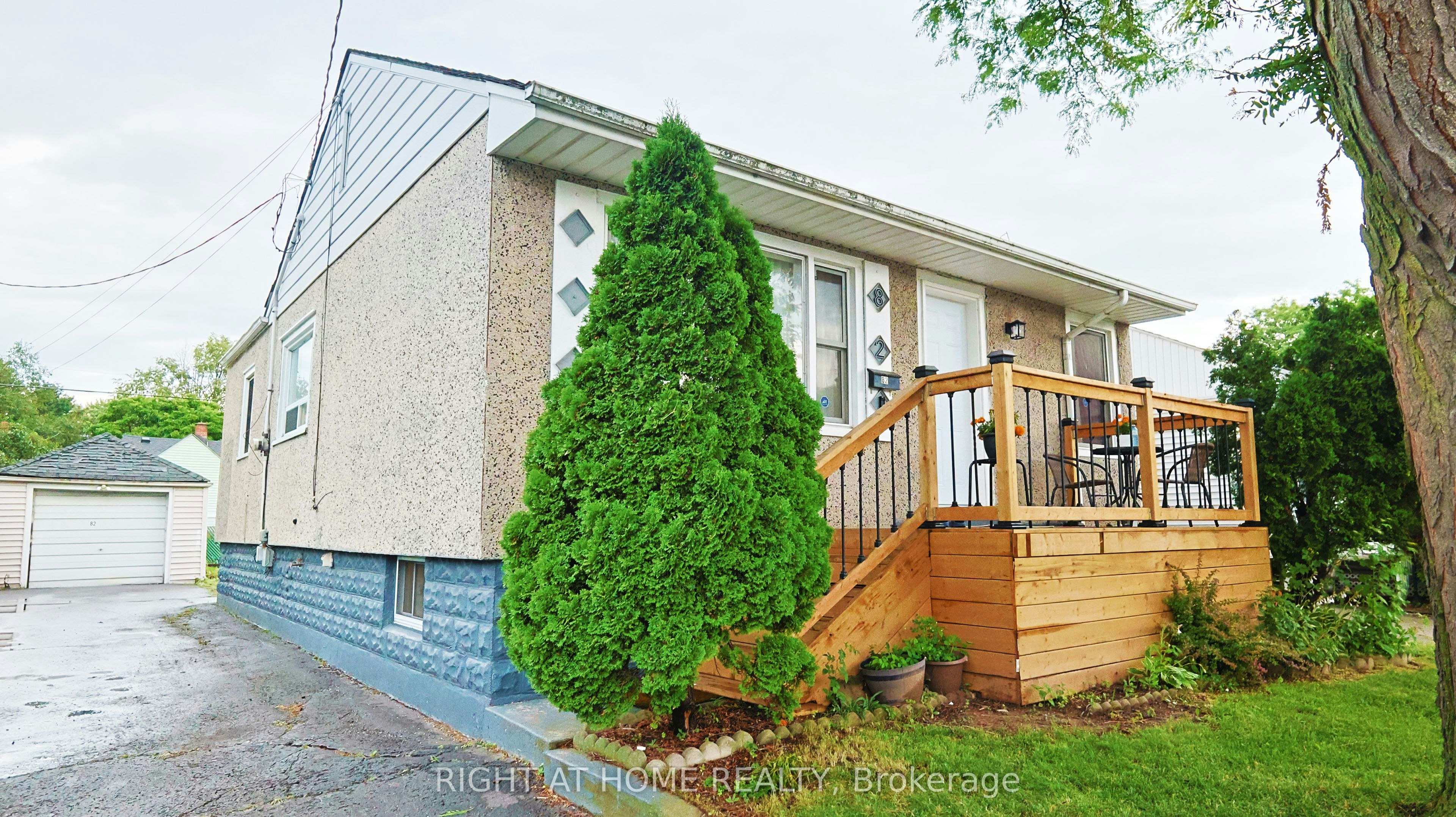82 Normanhurst Avenue, Hamilton, ON, L8H 5M6
