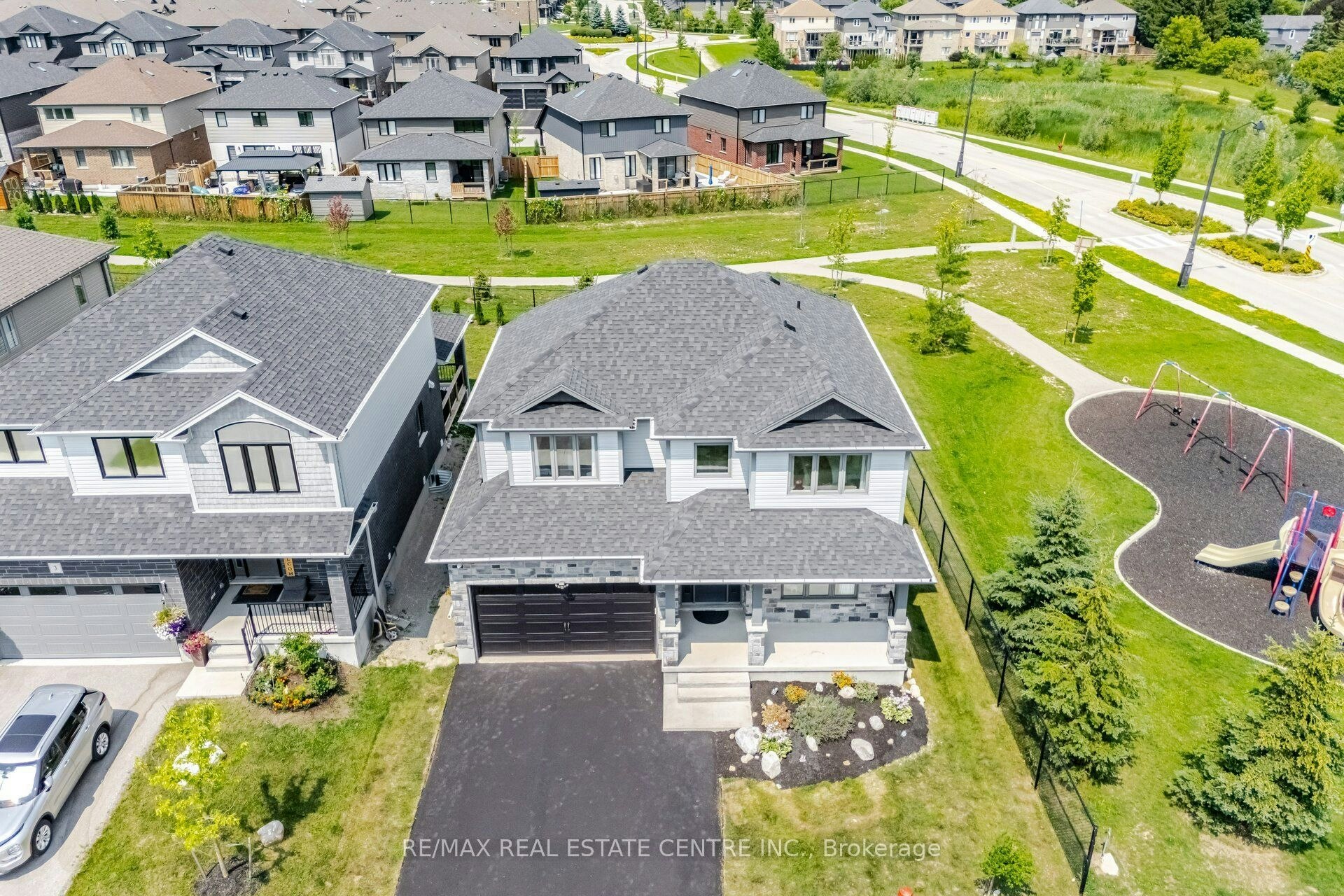 1 Grundy Crescent, East Luther Grand Valley, ON, L9W 7S7