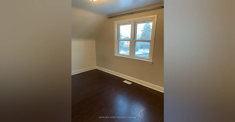 Upper-41 Belleview Avenue E, Kitchener, ON, N2B 1G4 - 6